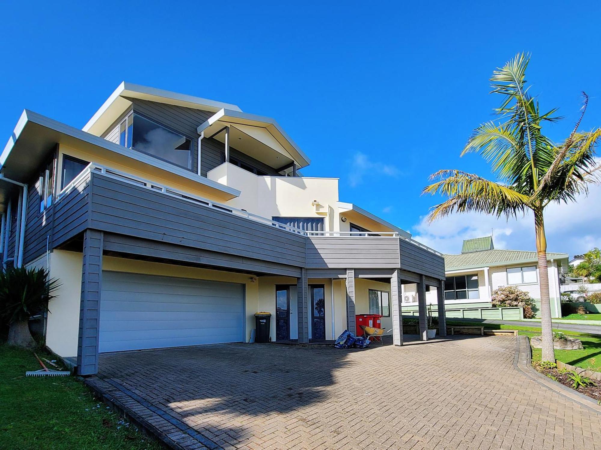 Sea View 5 Bedroom Holiday House Whangaparaoa Exterior photo